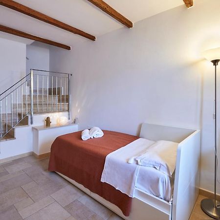 Le Case Di Gio'- Vico Corte Polignano a Mare Kültér fotó